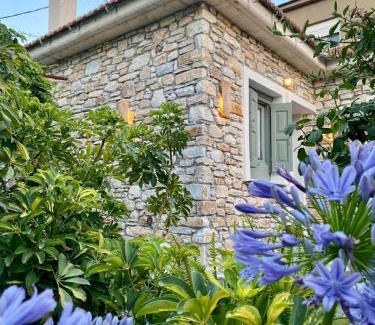 Argalasti House | Oneiropetra Luxury House