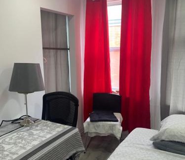 Sandy Hill Apartment | Only Private Room Steps To University Of Ottawa Downtown Not Full apt