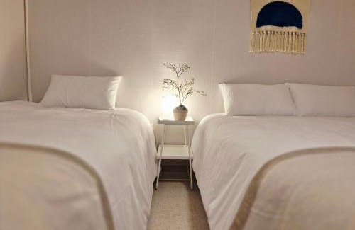 Seokchon-dong Apartment | OpenㆍJamsil Lake Stay