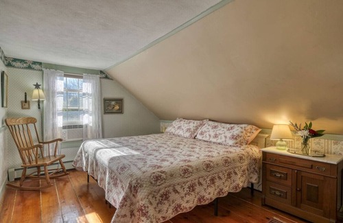 Trenton Hotel | Open Hearth Inn Suite 3 - 10 min to Acadia!