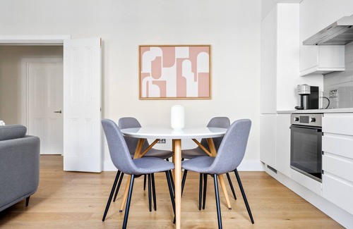 Bishop's Apartment | Open plan Waterloo, 2BR, New build, terrace, by Blueground