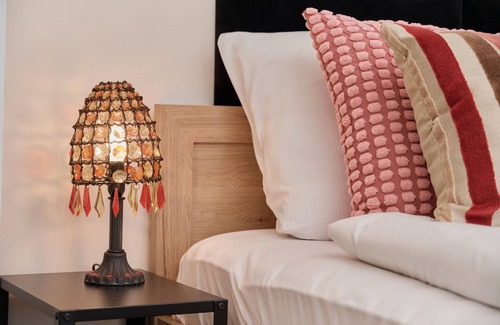 Fabryczna Apartment | Opoczynska Apartment by Renters