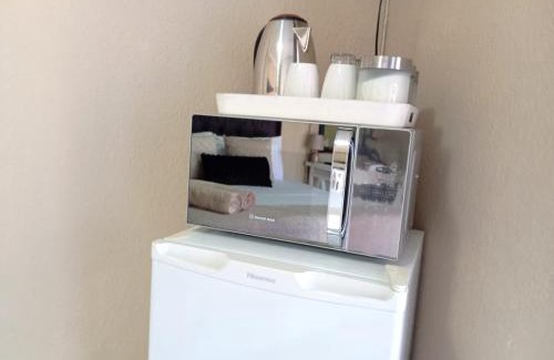 Ekurhuleni Apartment | OR Tambo Stay Unit 4