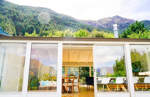 Sunshine Bay House | Ora° Retreat Aroha Nest En-Suite Mountain Retreat