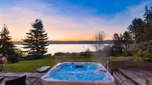 Greenbank House | Orca Ridge on Resort Road by AvantStay A Views