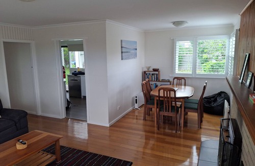 Orford House | Orford Escape, come and Relax! Quality beds and block knives are kept sharp!