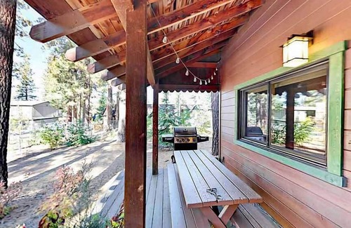 South Lake Tahoe Cabin | Original Tahoe Cabin - With A/C