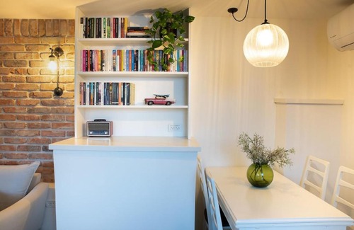 Haifa Apartment | Orita moment of silence