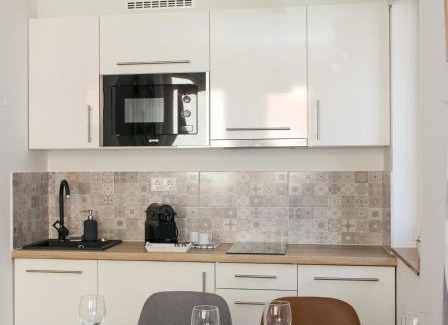 Pecs Apartment | Ormani Modern Stúdióapartman