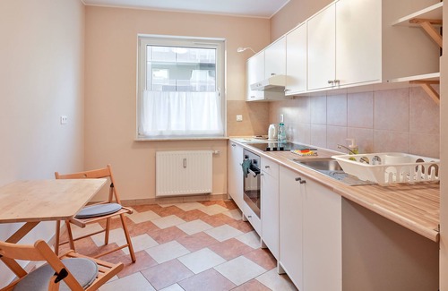 Stare Miasto District Apartment | Osiedle Zwycięstwa Standard Apartment