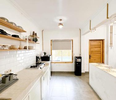 Yogyakarta House | OsOs Paviliun