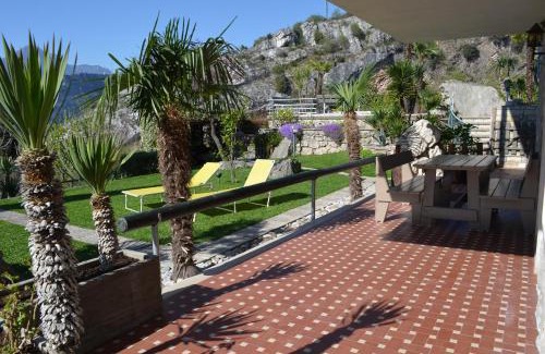 Torbole sul Garda Apartment | Ospitalità in zona panoramica