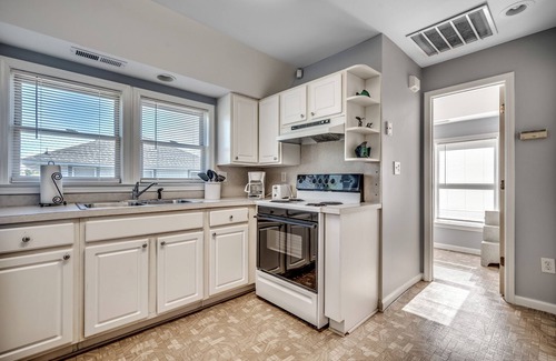 Golden Mile House | "Osprey Nest" Oceanfront w/Pool & Hot Tub - by Luxury Beach Rentals