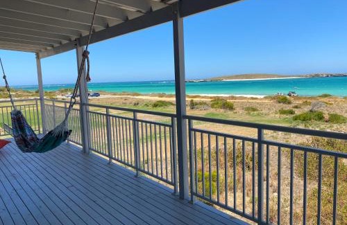 Lancelin House | Ospreys View - Relaxed Coastal Vibe