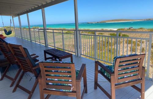 Lancelin House | Ospreys View - Relaxed Coastal Vibe