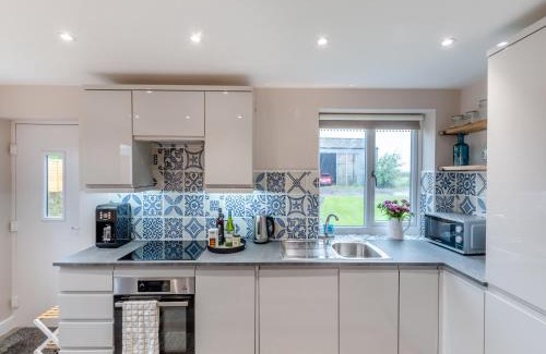 Cwm Frwd Oer House | Oswald's Rest