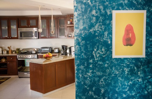 Montego Bay House | Otaheiti House, beautiful, 2 bedrooms , oceanview built for your peace of mind.