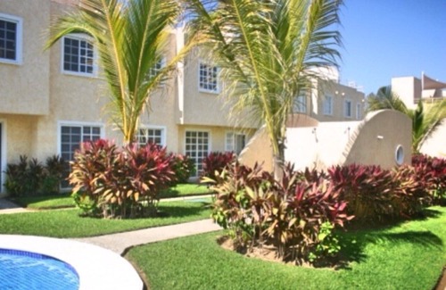 Puente del Mar House | Otis did not damaged us. We offer Big discounts for first responders and media.