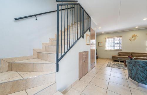 Greater Johannesburg Metropolitan Area House | Otis Guest House