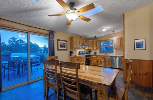 Stanley Hills Cabin | OTIS House, Private Condo