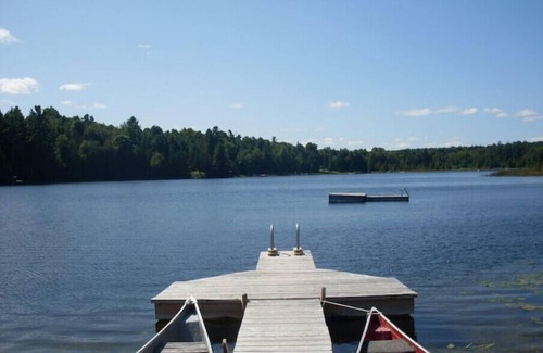 Lanark Highlands Cottage | Ottawa, Almonte , Carleton Place, Calabogie Lanark Hghlands Waterfront Cottage