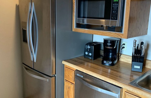 Wildernest Condo | Our Beautiful 3 Bedroom Mountain Retreat to Share with you!