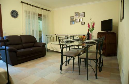 Vila Real Santo Antonio Apartment | Our Little House