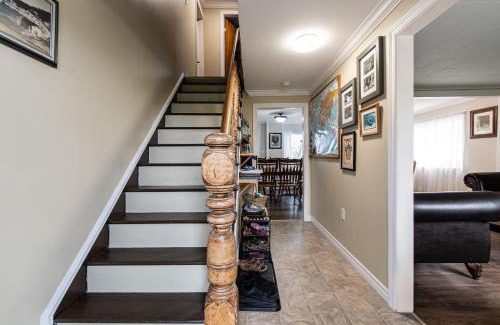 Norris Point Bed & Breakfast | Out East B&B - Norris Point