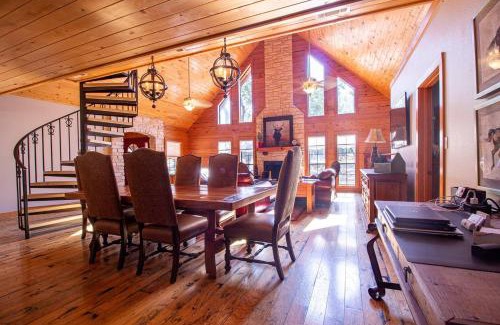 Dripping Springs House | Outdoor Adventure Experience - Camp David Retreat