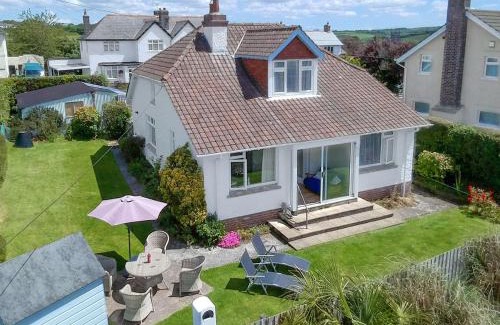 Stratton House | Outlook