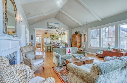 Roads End House | Outstanding Custom Beach Home with Great Ocean Views and Easy Beach Access