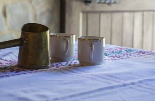 Kakopetros House | Owl House on the way to Southern Crete