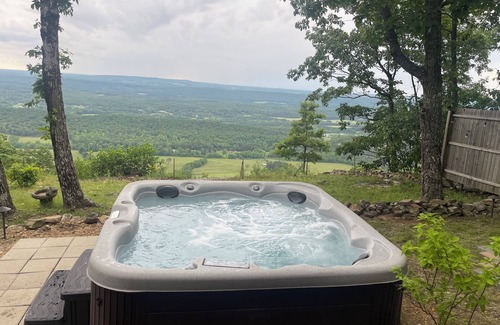 Valley Head Cabin | Owl’s Hollow - Stunning Brow View