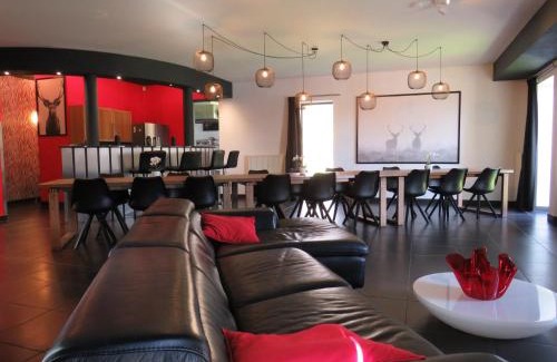 Ovifat House | Oxygen House, Holiday and Team building