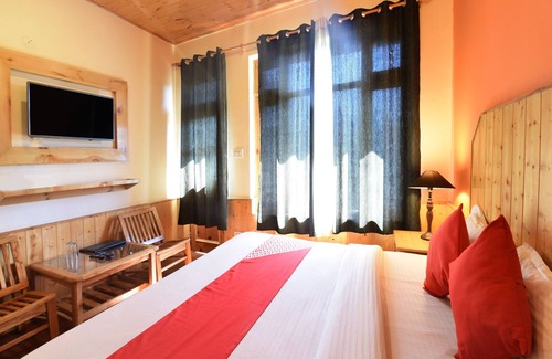 Manali Hotel | OYO 23604 Parth Regency