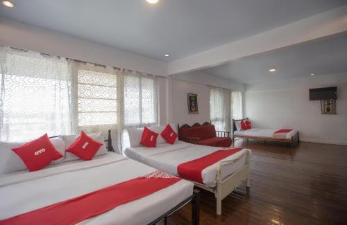 Antipolo Hotel | OYO 588 Sunrock Resort