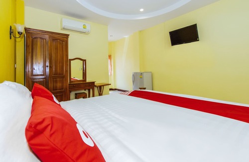 Phetchaburi Hotel | OYO 628 Dao Krajang