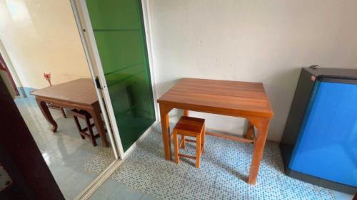 Si Samrong Hotel | OYO 75596 The Sirisuk House