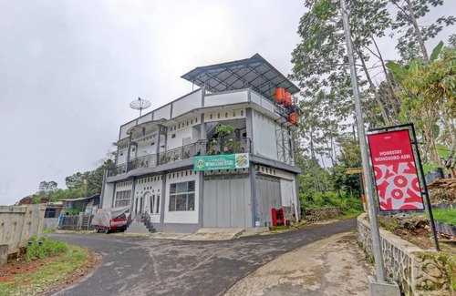 Wonosobo Hotel | OYO 90517 Homestay Wonosobo Asri