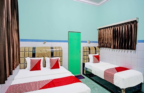 Kisaran Timur Hotel | OYO 91874 Kisaran Residence Syariah
