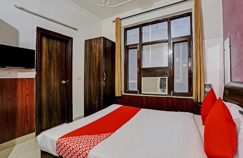 Jharsa Village Hotel | OYO Flagship Balaji Residency