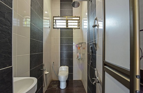 Kampung Gong Limau House | OYO Home 90448 Nurbayu Guest House