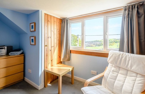 Newton Stewart House | OYSTERCATCHER, family friendly, with a garden in Isle Of Whithorn