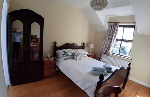 Clarinbridge House | Oystercatcher Guesthouse