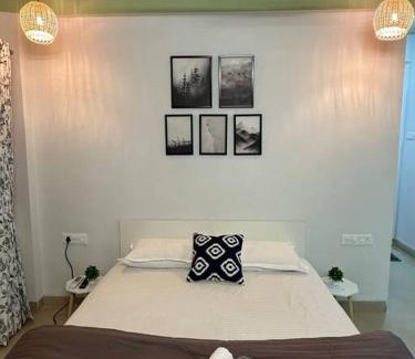 Koregaon Park Apartment | Ozone Pvt Studio Apt with Balcony in Koregaon Park Near Osho Ashram