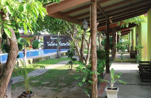 Khao Chaison Villa | Ozone Resort & Pool Villa