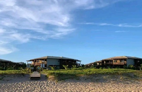 Parafuso House | Pé na areia em Itacimirim