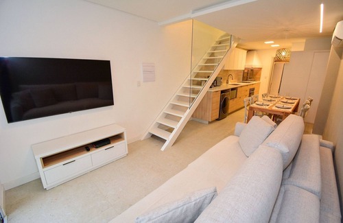 Armacao House | Pé na Areia Encanto da Armação - SDI011