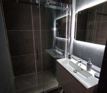 Pecs Apartment | Pécsi Kecó - Home over the city