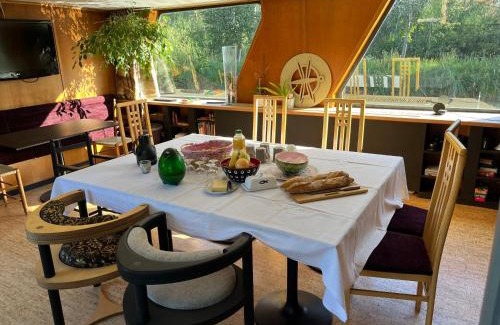 Ailly-sur-Somme Bed & Breakfast | Péniche Libellule Ailly sur Somme